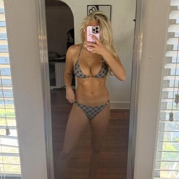 Full leaked Bella lyn private photo