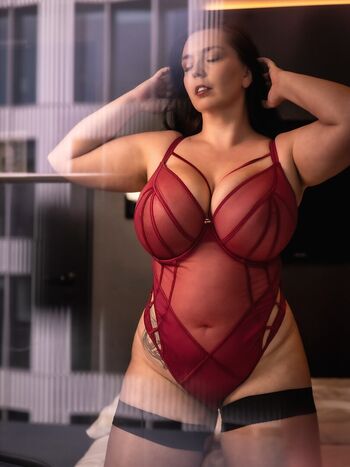 Full leaked Bella mona private photo