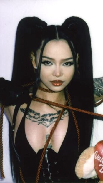 Full leaked Bella poarch page private photo