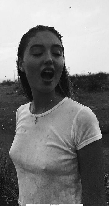 Full leaked Bella podaras private photo