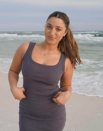 Full leaked Bella robertson private photo