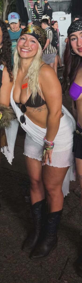 Full leaked Bella thiccc private photo