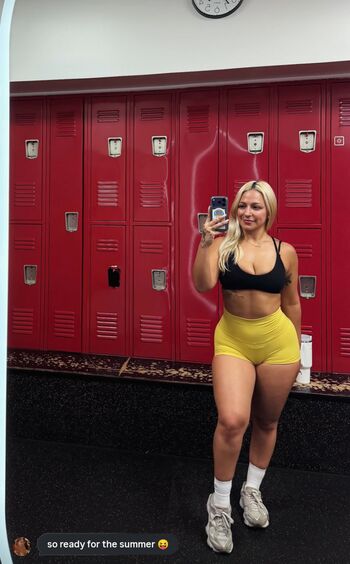 Full leaked Bella thiccc private photo