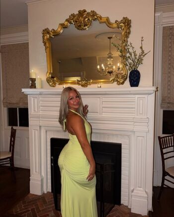 Full leaked Bella thiccc private photo