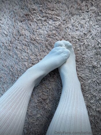 Full leaked Bellaraerae private photo