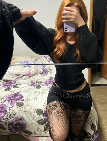 Full leaked Bellassq private photo