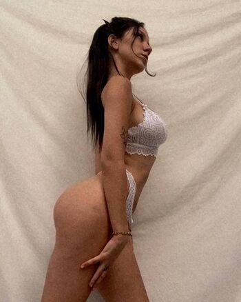 Full leaked Belu ottobri private photo