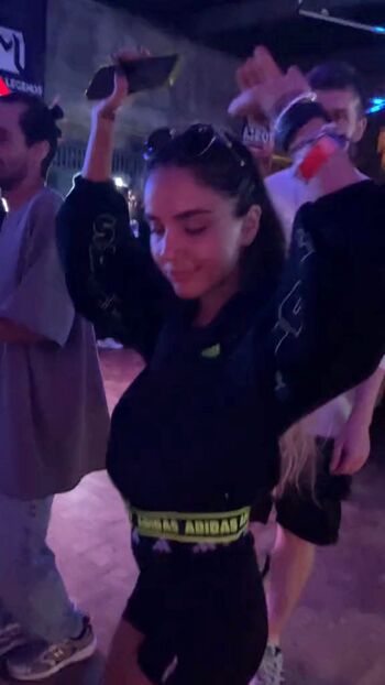 Full leaked Benvivien private photo