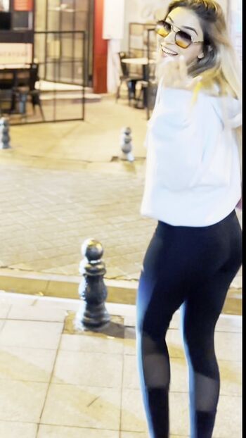 Full leaked Benvivien private photo