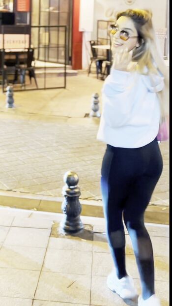 Full leaked Benvivien private photo