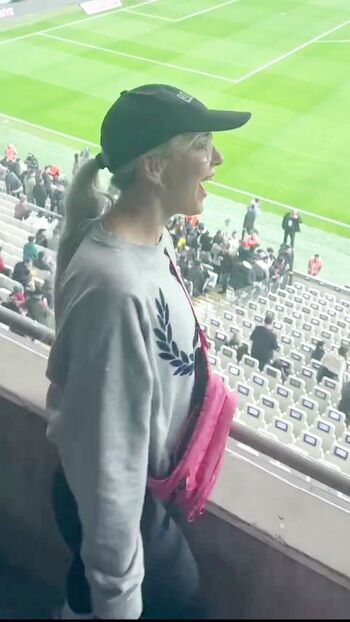 Full leaked Benvivien private photo