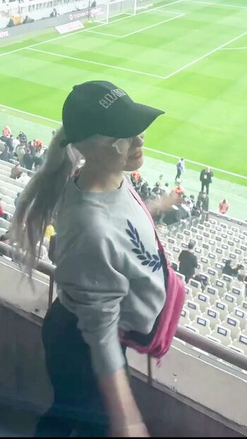 Full leaked Benvivien private photo