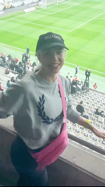 Full leaked Benvivien private photo