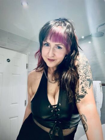 Full leaked Bernhamroxy private photo