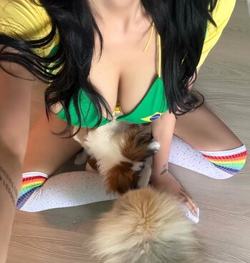Full leaked Berry private photo