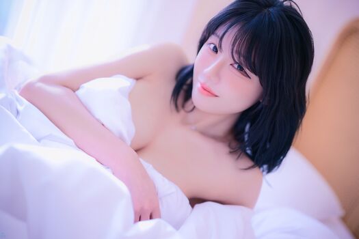 Full leaked Berry private photo