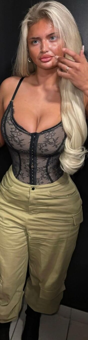 Full leaked Beth gould private photo