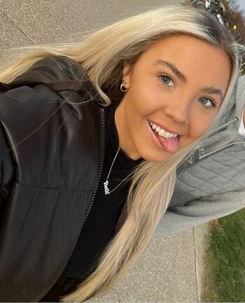 Full leaked Beth tucker private photo