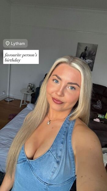 Full leaked Beth tucker private photo