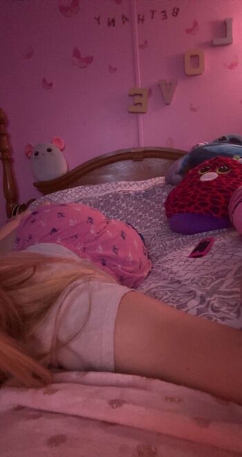 Full leaked Bethanyyxoxo private photo