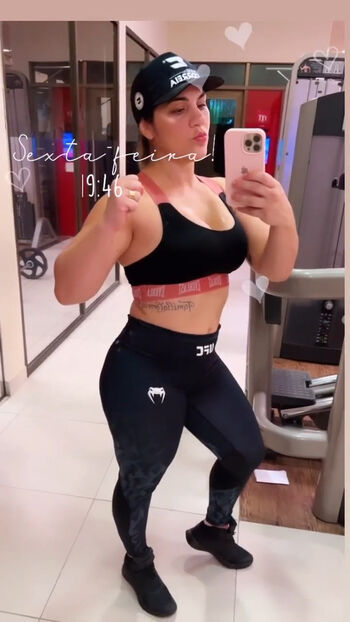 Full leaked Bethe correia private photo