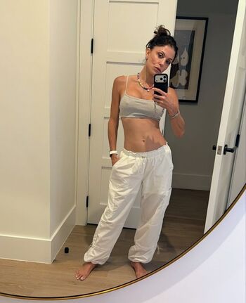 Full leaked Bethenny frankel page private photo