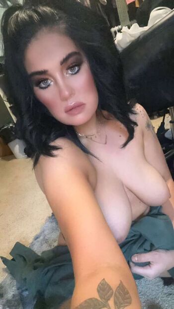 Full leaked Bethyt private photo