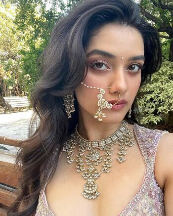 Full leaked Bhagyashri private photo