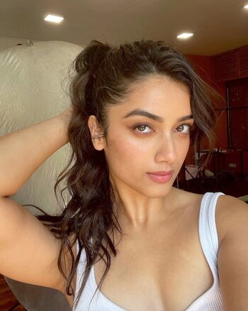Full leaked Bhagyashri private photo