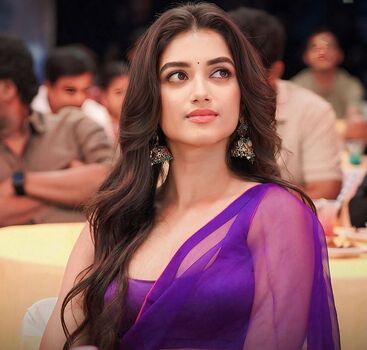 Full leaked Bhagyashri private photo