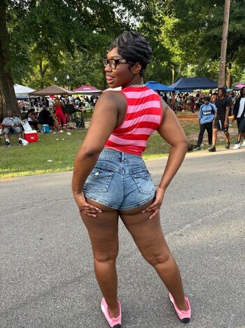 Full leaked Bigbootykyy private photo