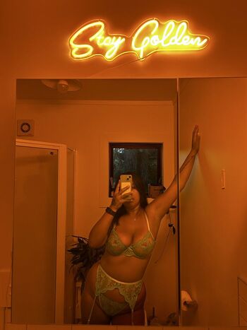 Full leaked Bigeasyeee private photo
