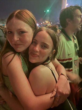 Full leaked Billie eilish  page private photo