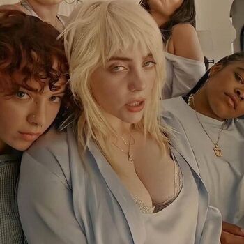 Full leaked Billie eilish page private photo