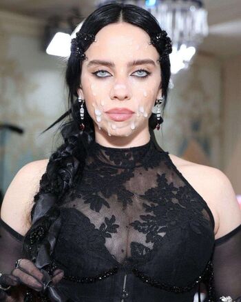 Full leaked Billie eilish private photo
