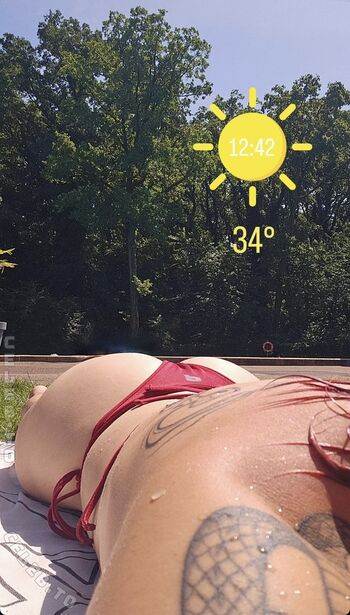 Full leaked Bimbalabambi private photo