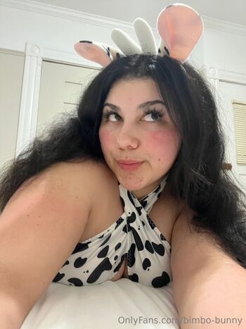 Full leaked Bimbo bunny private photo