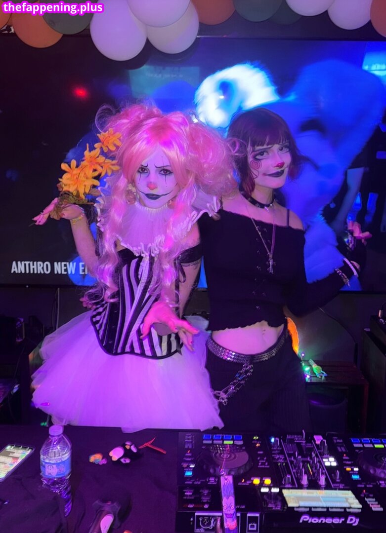 Leaked Bonnie strange/ private photo viral onlyfans