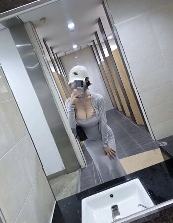 Leaked Melody marks/ private photo viral onlyfans