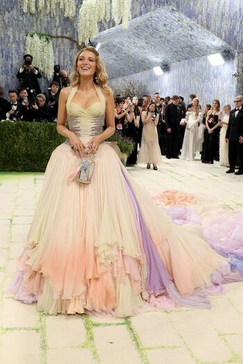 Full leaked Blake lively private photo