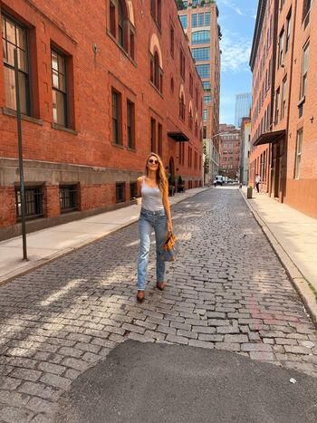 Full leaked Blake lively private photo