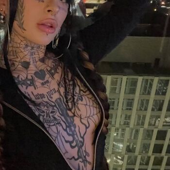 Full leaked Bleedcarson private photo