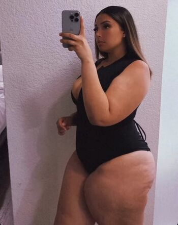 Full leaked Blessedd dess private photo