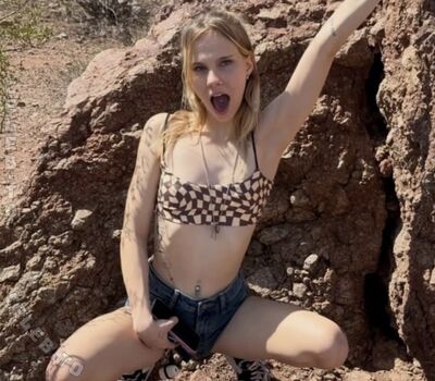 Full leaked Blondeeegirl page private photo