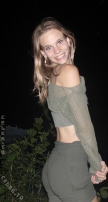 Full leaked Blondeeegirl private photo