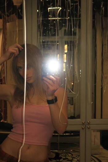 Blondinka Drive Angelina