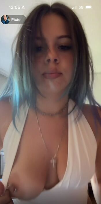 Full leaked Bluupixiedust private photo