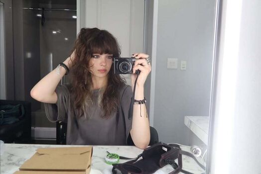 Full leaked Bo bragason private photo