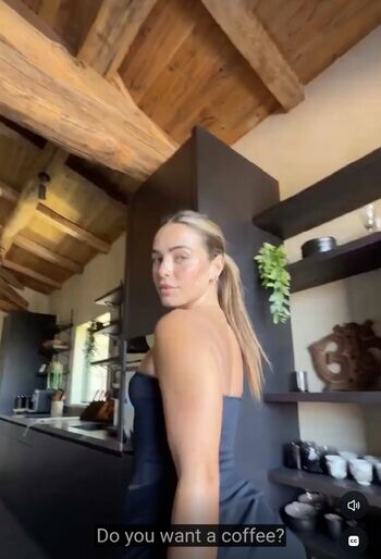 Full leaked Bobbie moore private photo
