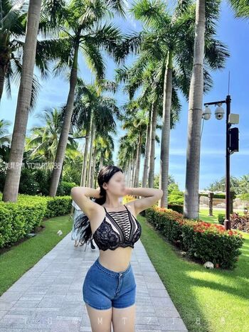 Boduoyejieni 妮妮子